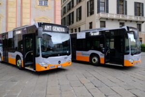 Genova: bus gratis per gli over 70 e under 14, proroga fino al 30 settembre