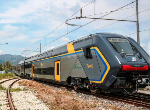 Toscana: Fs, consegnato l’ottavo treno regionale Rock