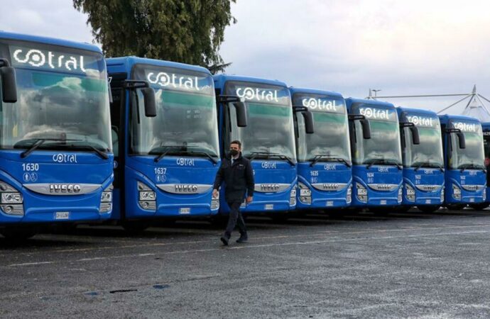 Lazio: Cotral, presentati 60 nuovi bus