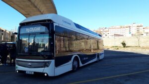 Trieste: presentato il bus a idrogeno Caetano H2.City Gold