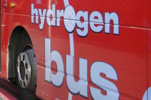Bologna: Tper, al via il bando per 127 bus a idrogeno