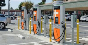 Mobilità elettrica: sulle autostrade le colonnine di ricarica sono un miraggio