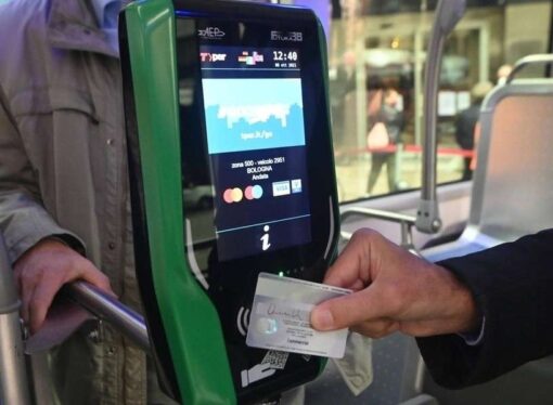 Bologna: Tper, il 54% dei biglietti è contactless