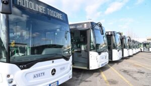 Livorno: al via ““Prossima fermata: Natale”, autobus gratis nelle domeniche di dicembre