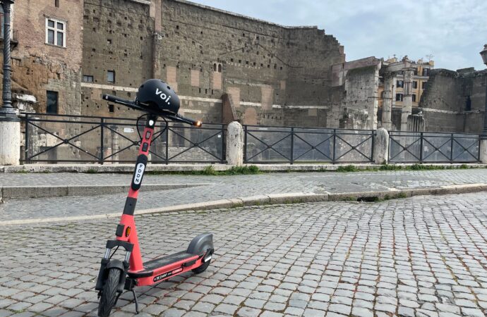 Roma: monopattini, la rilevazione di Voi Technology sulle abitudini dei cittadini romani