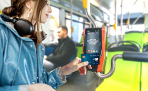 Milano: su tutta la rete Atm il pagamento è contactless