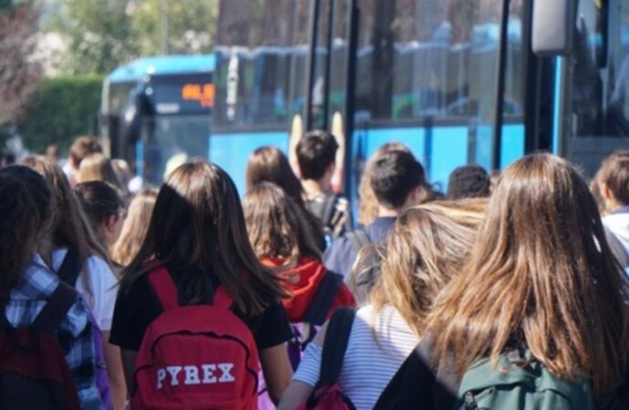 Emilia Romagna: anno scolastico 2023/24, bus e treni gratis per gli studenti