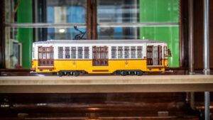 Il tram di Atm alla Lego house come simbolo dell’Italia nel mondo