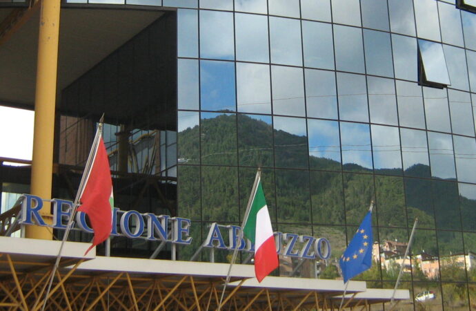 Abruzzo: via libera allo Schema di Contratto di Servizio per il trasporto pubblico ferroviario