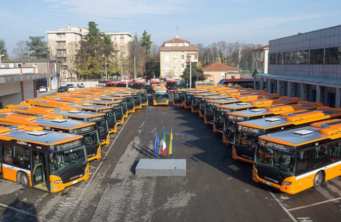 Parma: Tep ha presentato i nuovi mezzi per i trasporti urbani, suburbani e Happy Bus