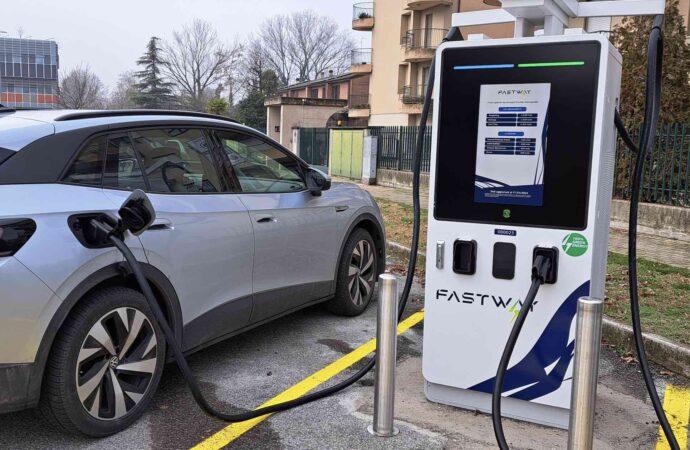 Crema: inaugurate 3 nuove stazioni di ricarica ultra-fast di FastWay