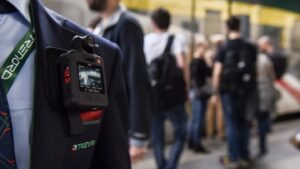 FS: via libera alle bodycam per il personale Trenitalia