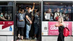 ART: pubblicata la Delibera 64/2024 che aggiorna le regole per l’affidamento dei servizi Tpl su strada