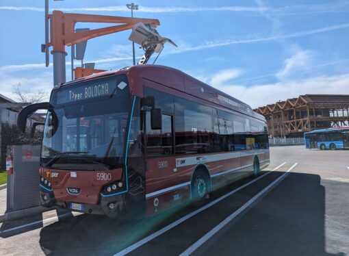 Bologna: Tper, inaugurato il primo deposito italiano di e-bus Kempower