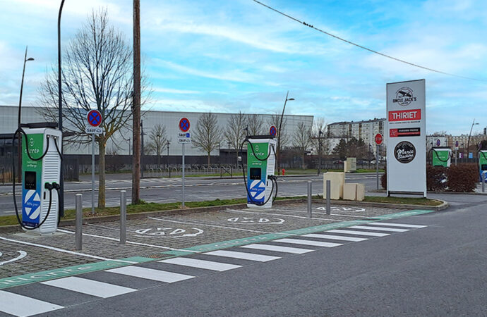 Atlante France e Banque des Territoires: joint venture per la mobilità elettrica in Francia
