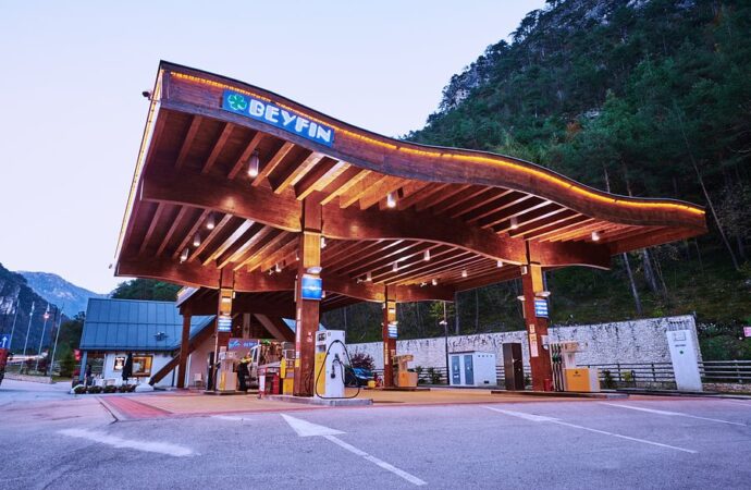 DKV Mobility integra 40 stazioni di servizio del Gruppo Beyfin Spa