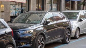 Milano: in vista strisce blu più care per i Suv