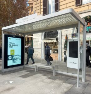 Roma: Atac, debutto di “Eterna”, la prima pensilina smart