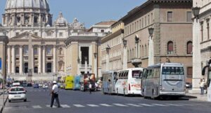 Biscotti (ANAV): il turismo in autobus penalizzato da una tassa tripla