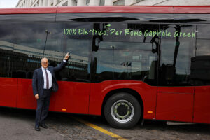 Roma: Atac, presentati i nuovi bus elettrici