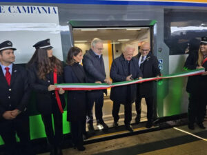 Napoli: due nuovi treni elettrici sulle linee regionali