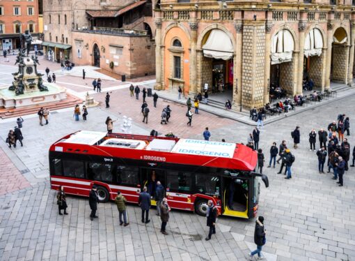 Bologna: Tper, presentati  i primi bus a idrogeno Solaris Urbino 12 hydrogen