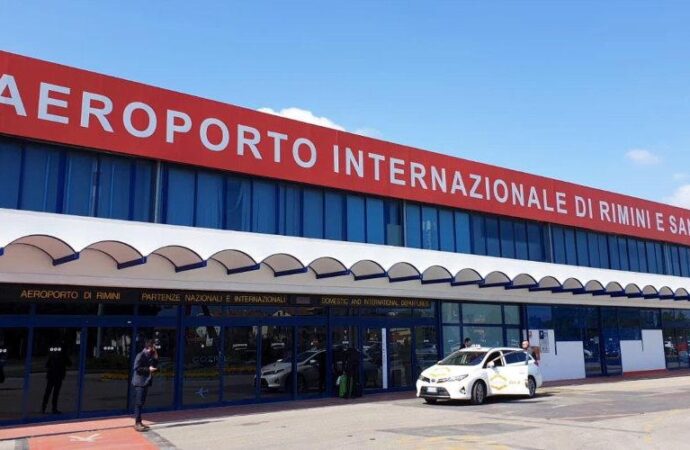 Rimini: nuovo servizio bus serale tra l’aeroporto, Metromare e stazione ferroviaria