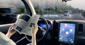 Napoli: primo test auto a guida autonoma a traffico aperto