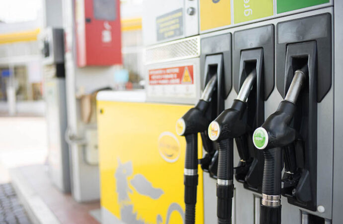 Carburanti: al via le nuove accise. Calano per la verde, aumentano per il Diesel