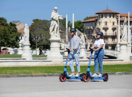 Padova: prorogati i viaggi gratuiti sui monopattini Dott per gli abbonati al Trasporto Pubblico