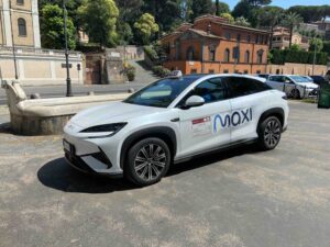 BYD e MAXI insieme per la mobilità elettrica professionale