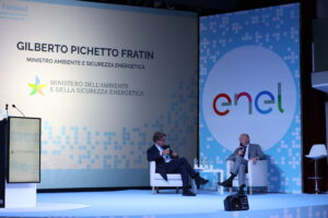 I Ministri Pichetto e Urso a ECO Festival della mobilità sostenibile: “Rivedere modalità e tempi del Green Deal”