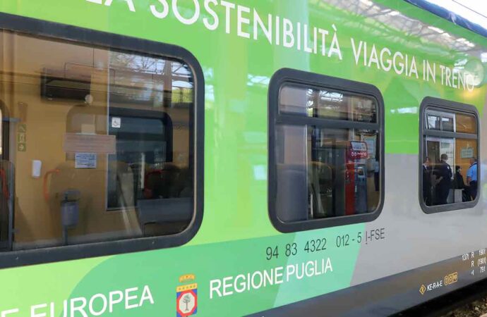 Puglia: completato il rinnovamento dei treni regionali