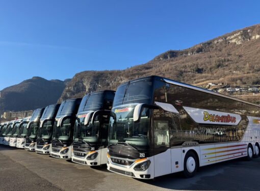 Belluno: Dolomiti Bus, presentati i nuovi autobus