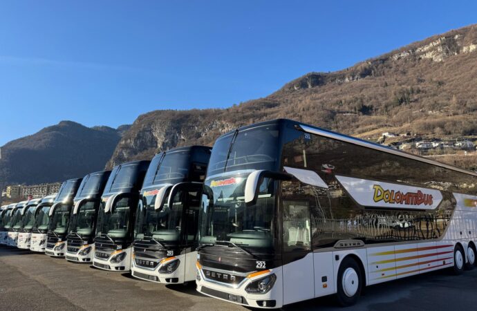 Belluno: Dolomiti Bus, presentati i nuovi autobus
