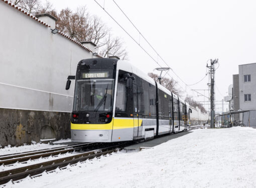 Bergamo: Linea T2, Teb in visita negli stabilimenti Skoda per la presentazione del primo tram