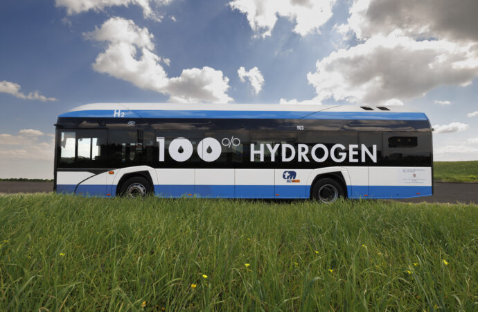 Cagliari: Ctm, presentati i primi bus a idrogeno