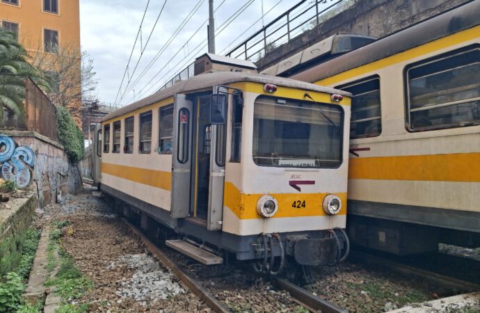 Roma: deragliamento sulla linea Termini-Centocelle