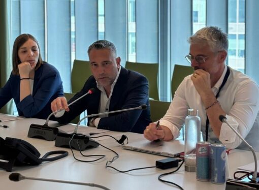 Lombardia: Treni regionali, l’assessore Lucente incontra i comitati dei pendolari