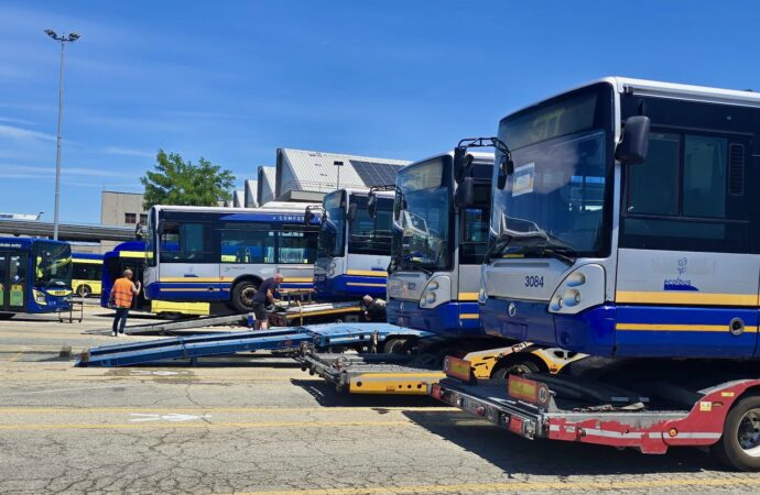 Torino: Gtt, consegnati i primi 40 autobus a Kharkiv