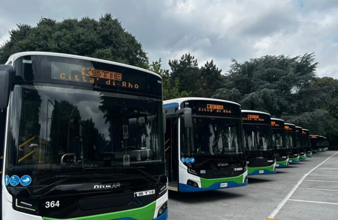 Presentati a Rho 15 nuovi bus ibridi della STIE spa (Gruppo Star)