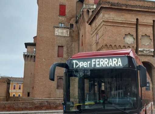 Ferrara: arriva l’aiuto per l’uso dell’app